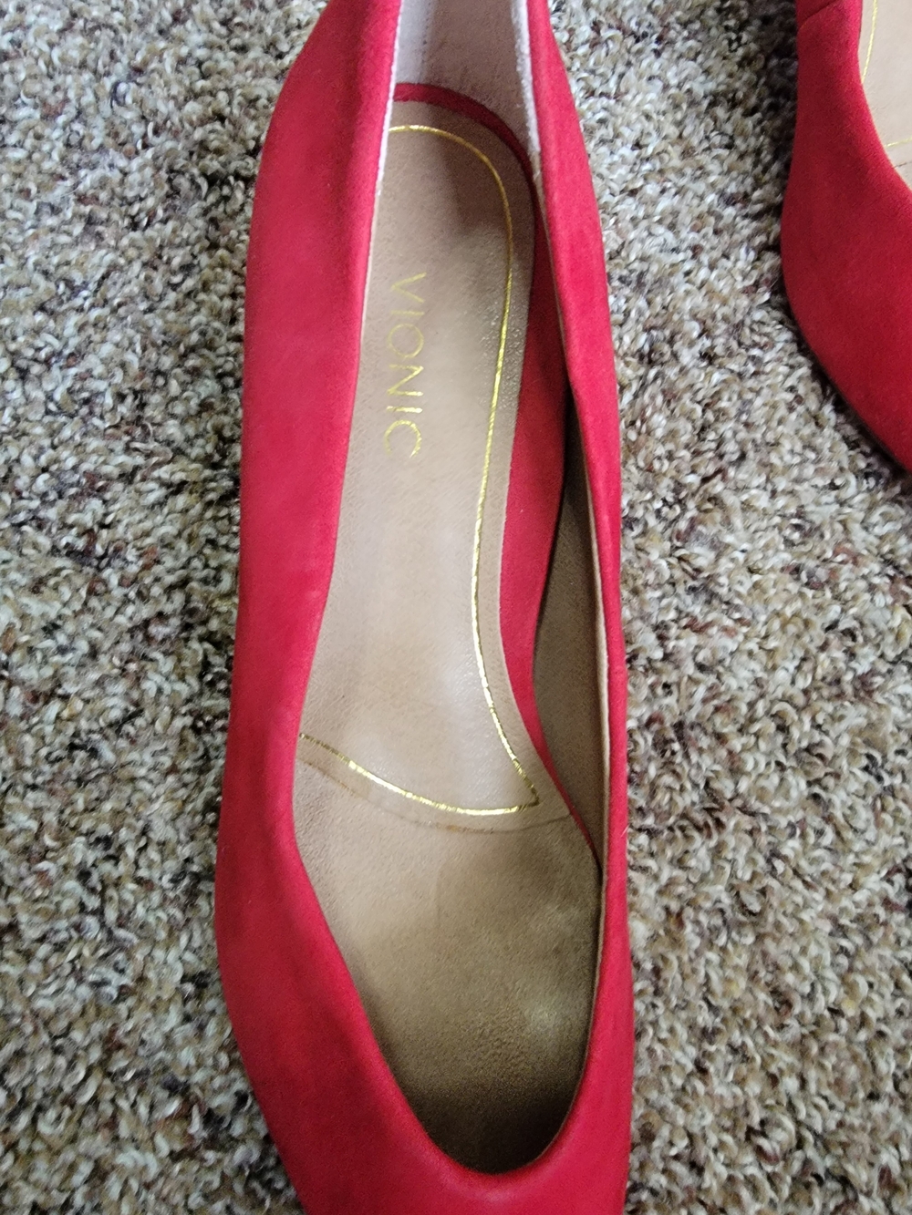 Vionic Red Suede Pointed-Toe Kitten Heels - Picture 3 of 12